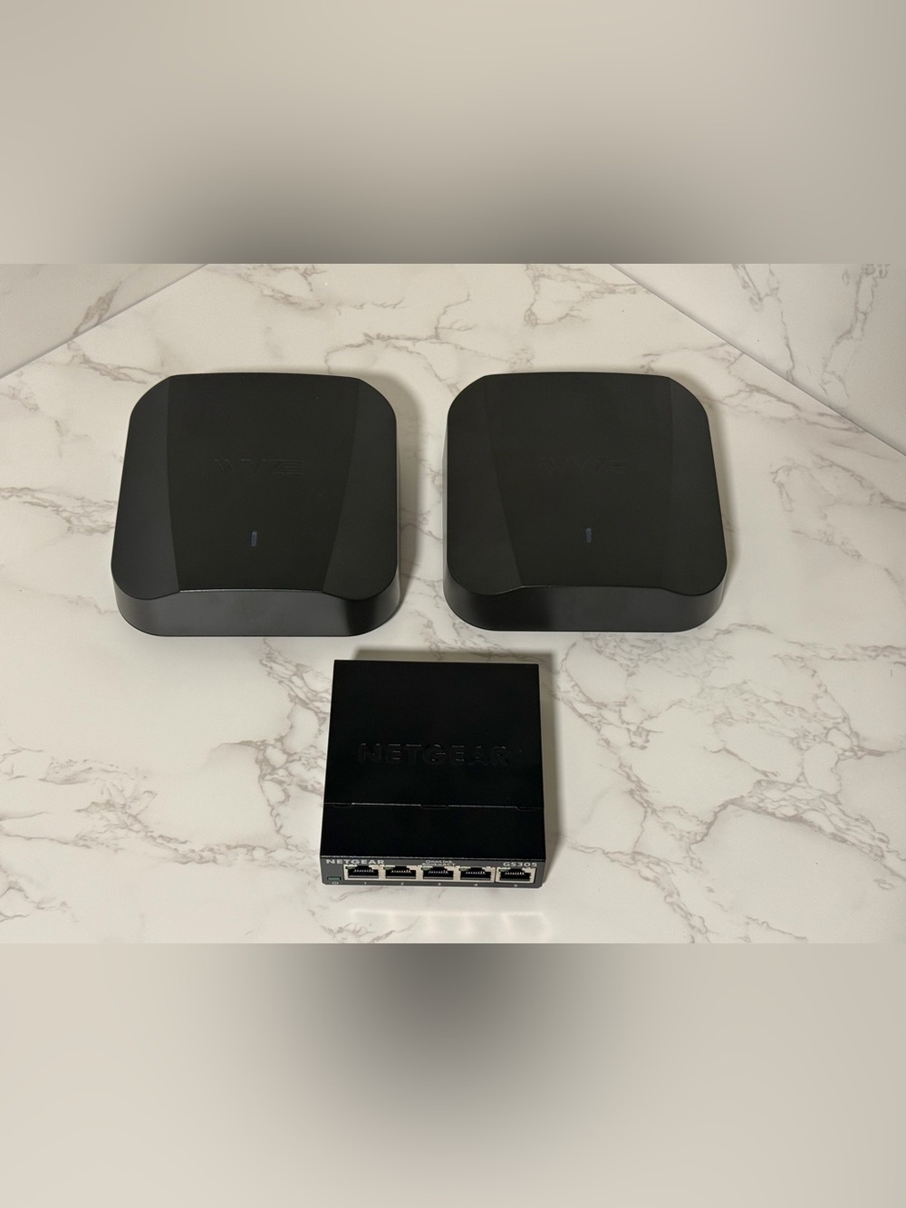 Wyze AXE5400 Tri-Band Wi-Fi 6E Mesh Router Pro 2 PACK - Plus Netgear Switch